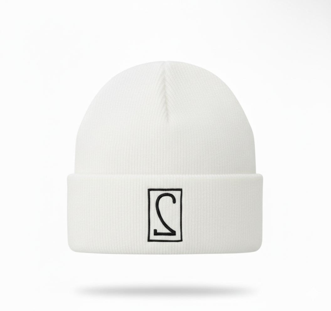 WHITE BEANIE.