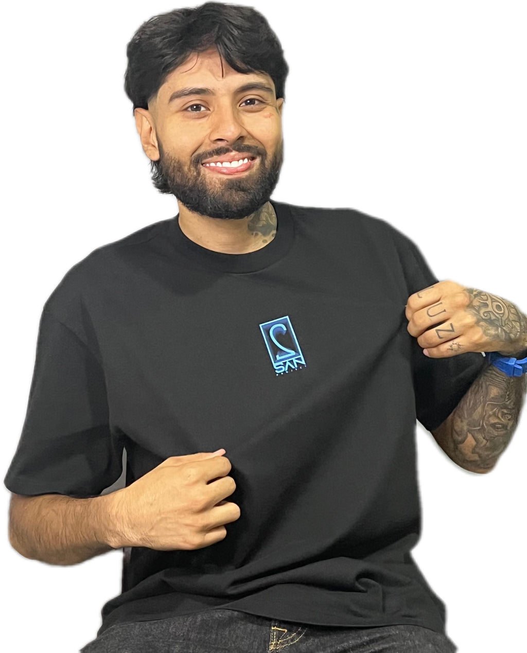 BLACK & BLUE essence